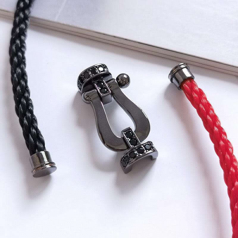 U-shaped Buckle Bracelet Averon London